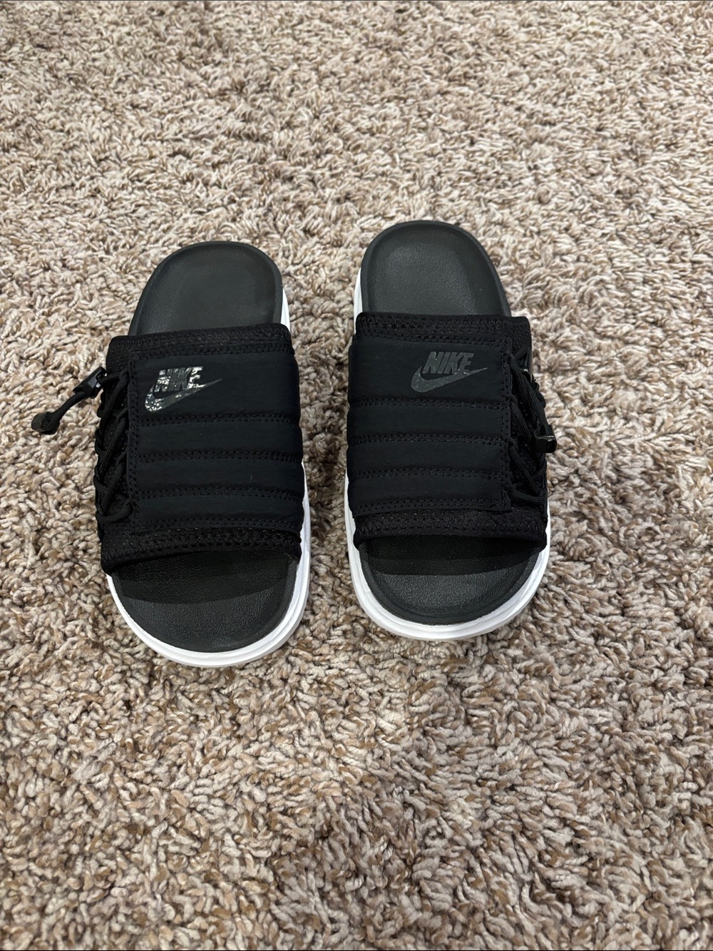 Nike women Black and White Adjustable Slide Sandals